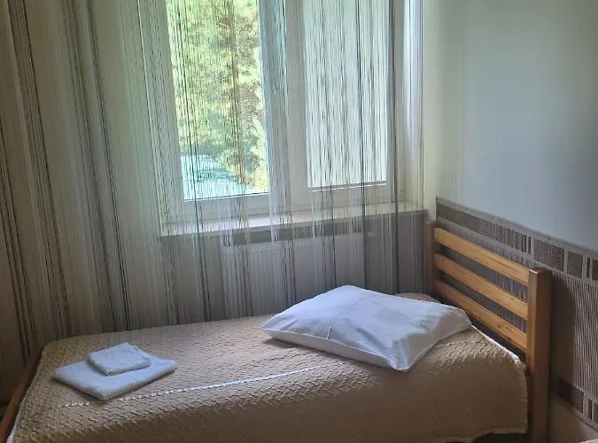 Turystyczne Usługi Hotelarskie * Warszawa