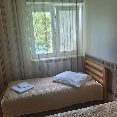 Turystyczne Uslugi Hotelarskie * Varsó